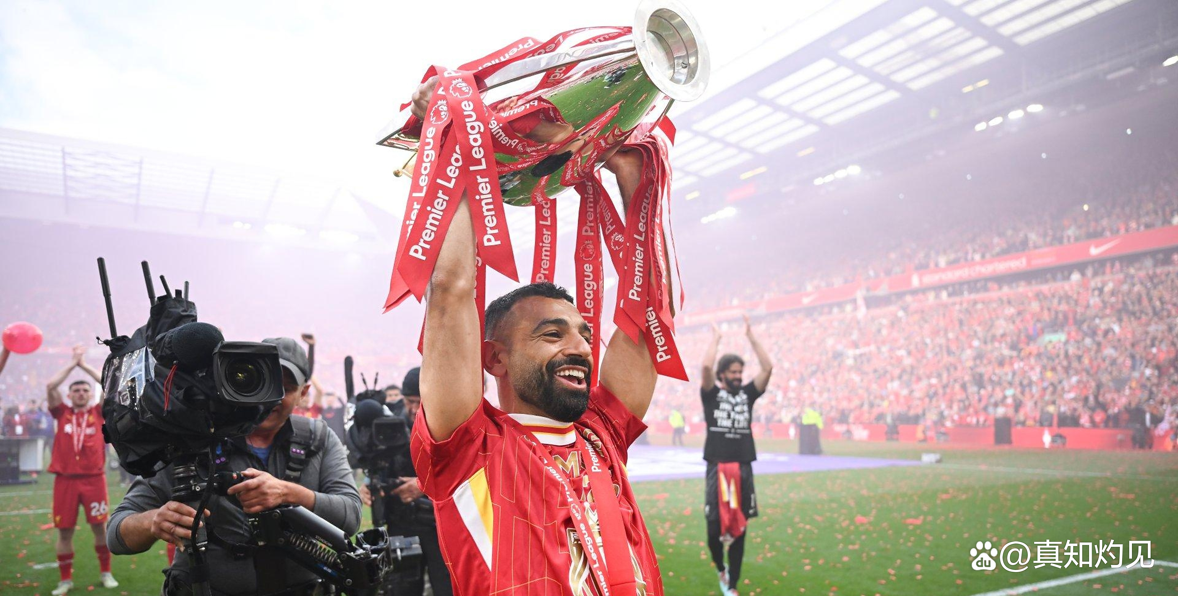 1xBit体育网页版入口-萨拉赫当选本赛季最佳射手，连续两年夺冠！