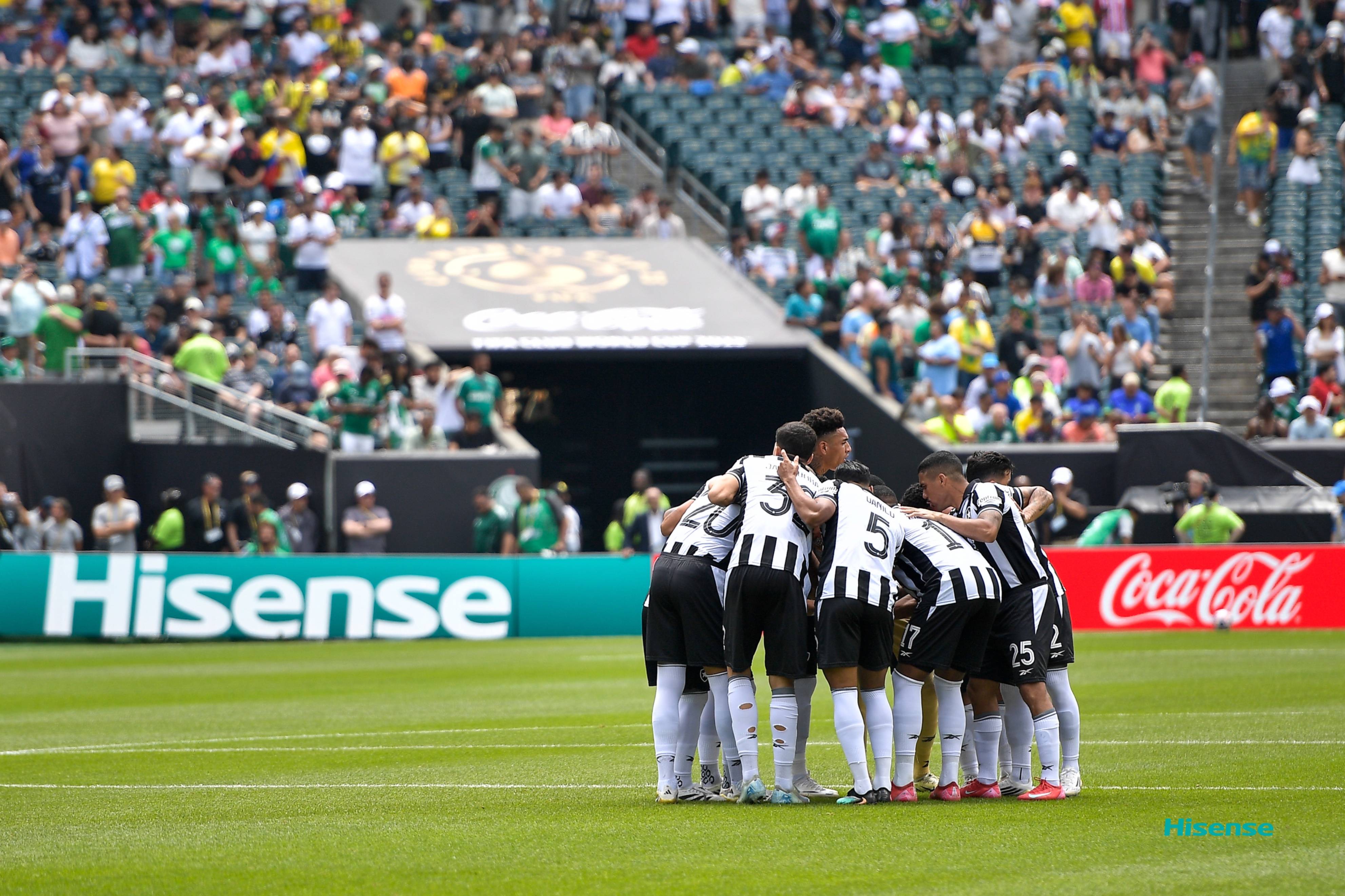 1xBit体育中国官网-欧洲篮球联赛冠军诞生，球迷狂热庆祝