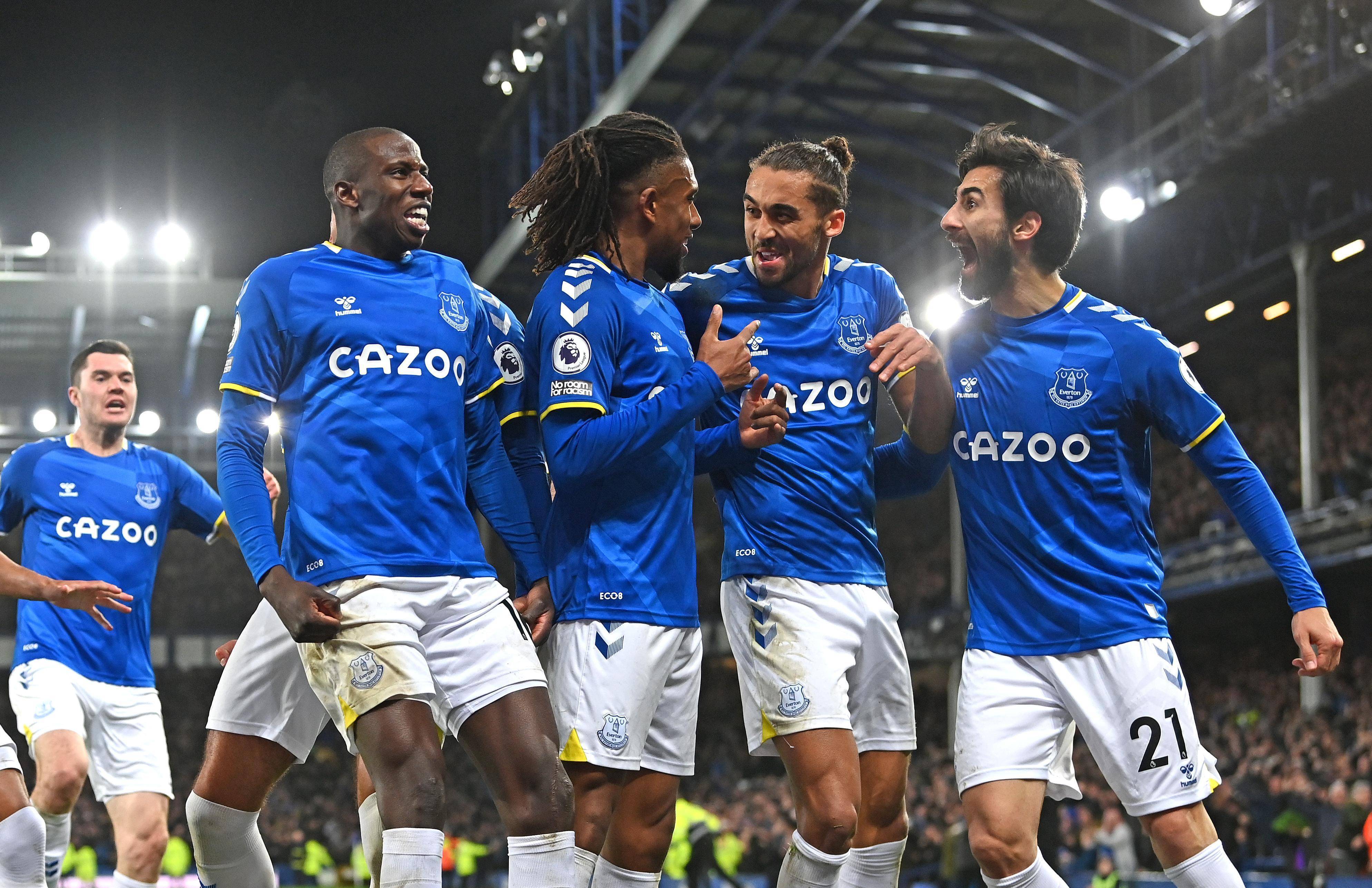 包含埃弗顿客场挑战西汉姆联，争取三分的词条